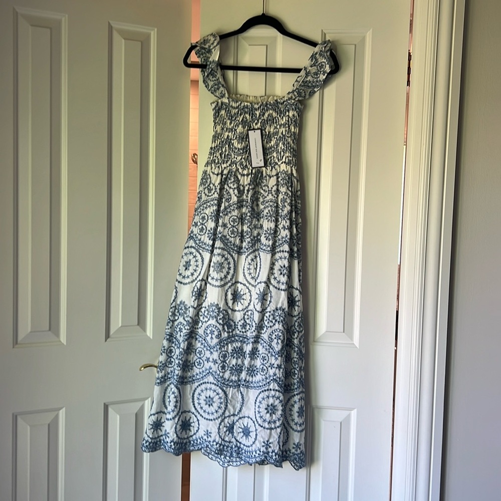 Goodnight macaroon never worn size Small!